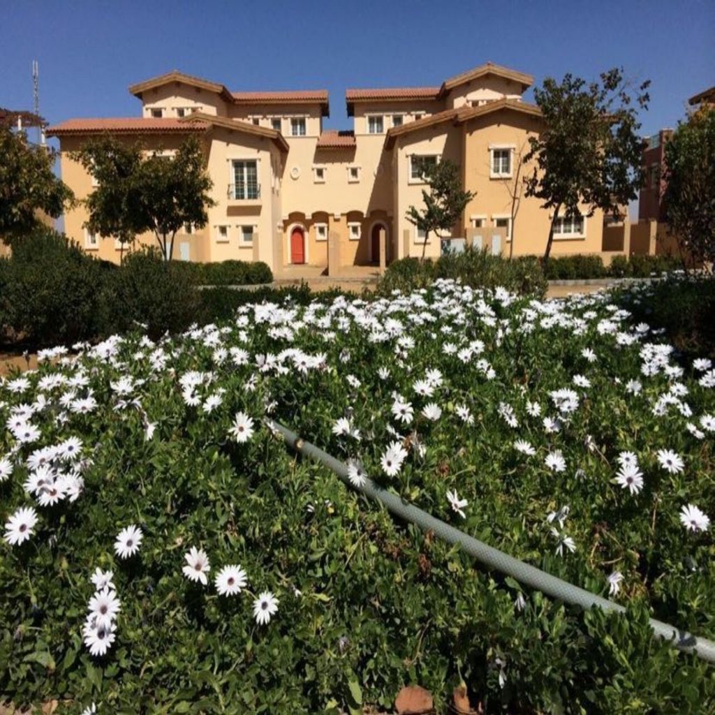 Hyde park new cairo live photos _page-0008